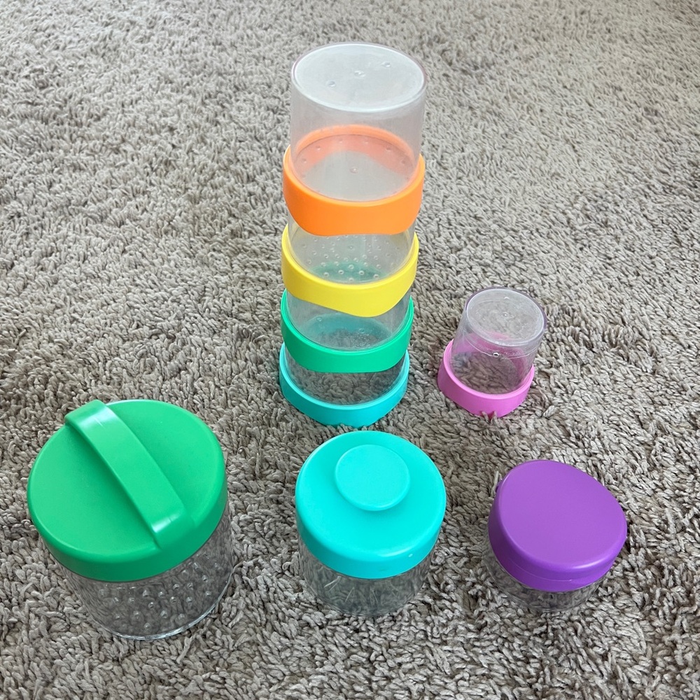 Lovevery Nesting Cups